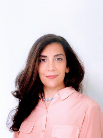 Mina Moazeni IMG_0248